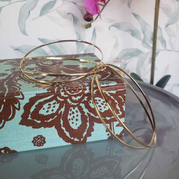 Oversized Gold Colored Layered Look Hoop Earrings sz 8cm - Picture 2 of 8